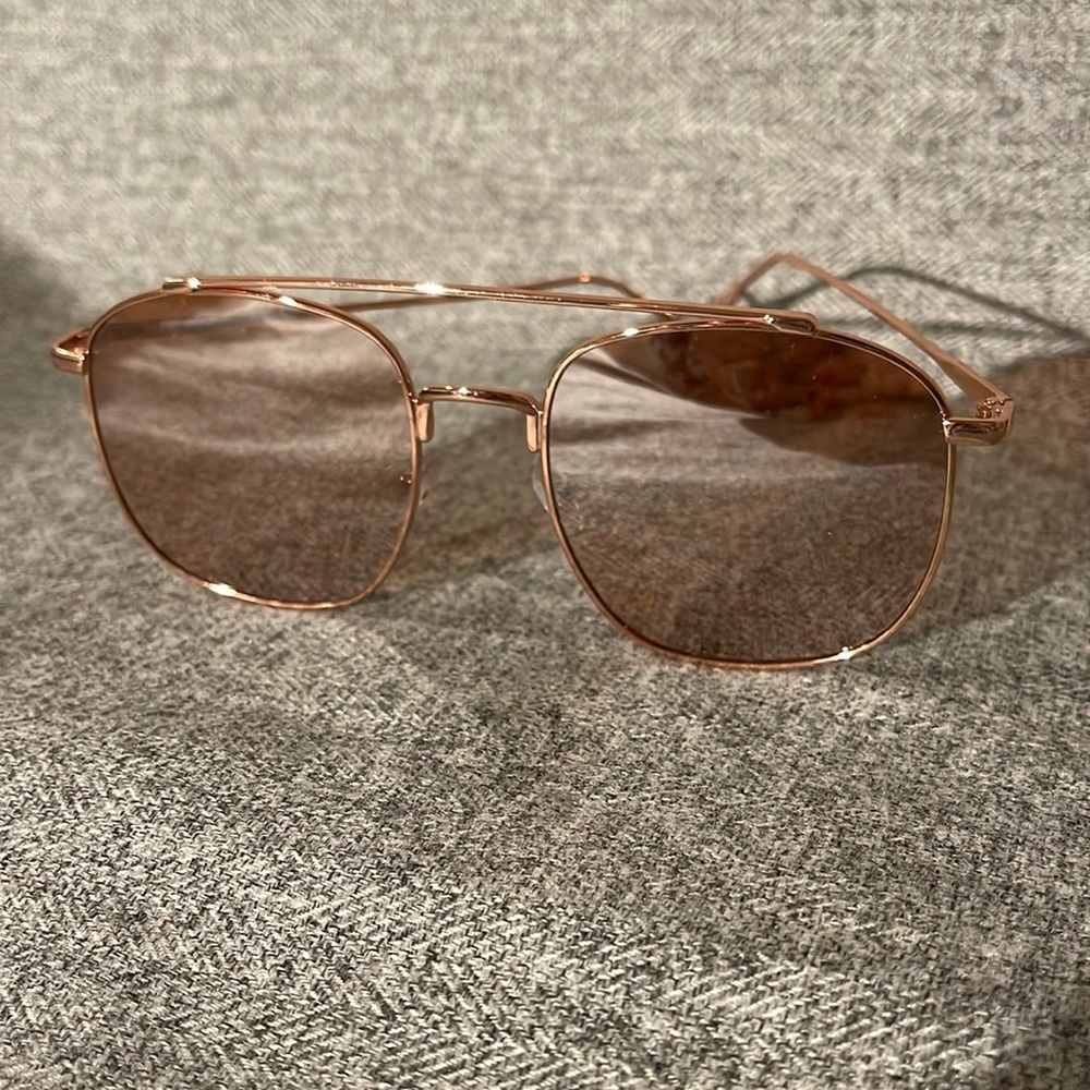 Free People Georgia Aviator Sunglasses. NEW